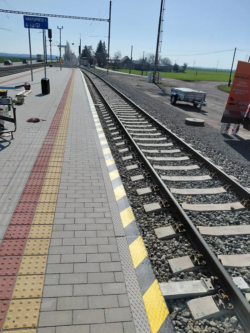 Stavba – marec 2026